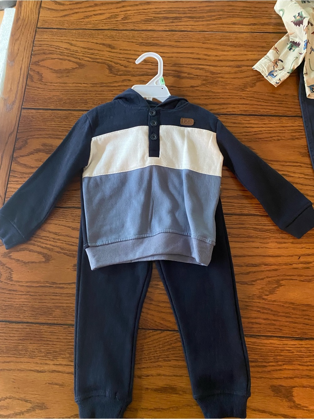 Toddler boys 2-piece sweatsuit